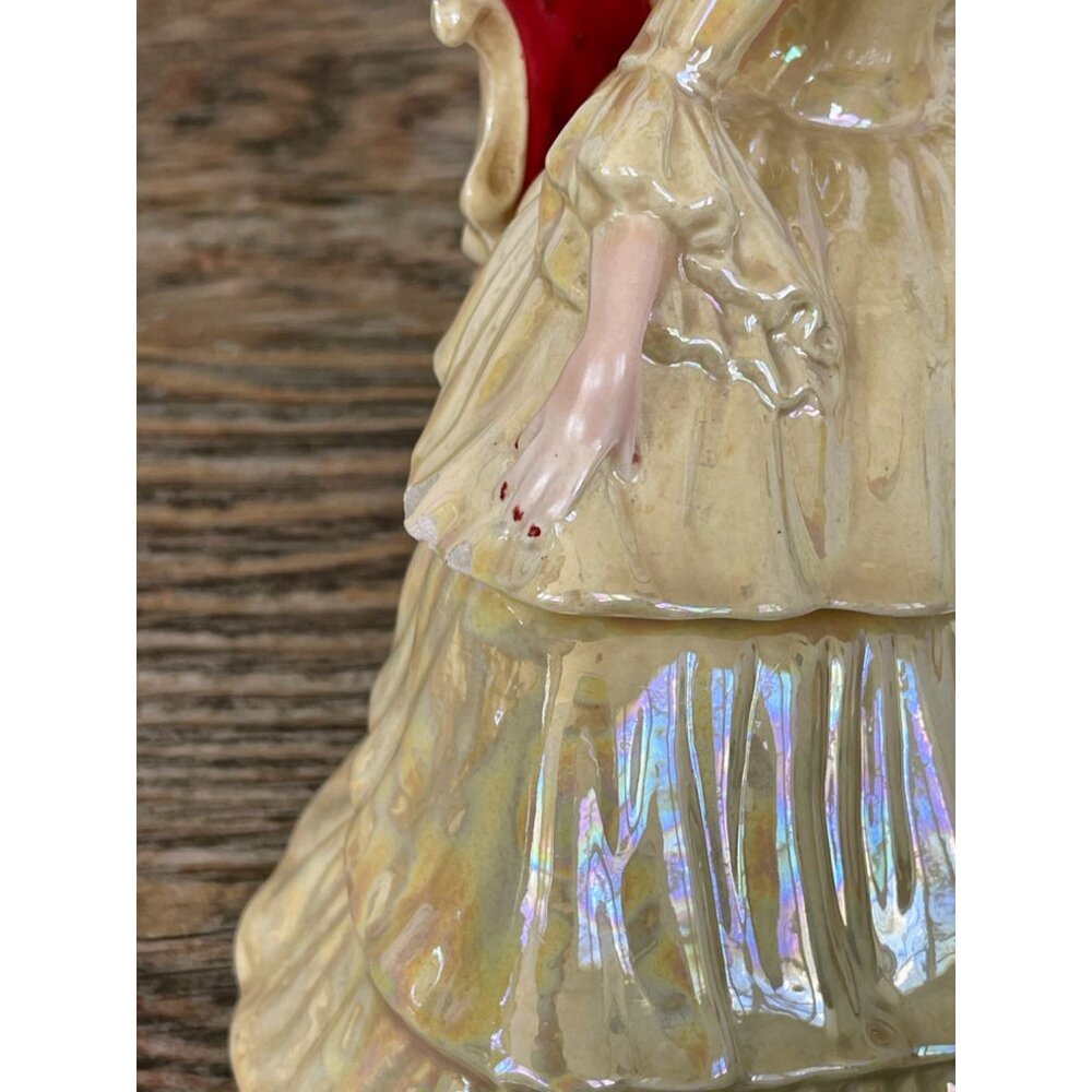 Vintage 1960s Ceramic Glam Lady Trinket Box On a Chair - Picture 14 of 16